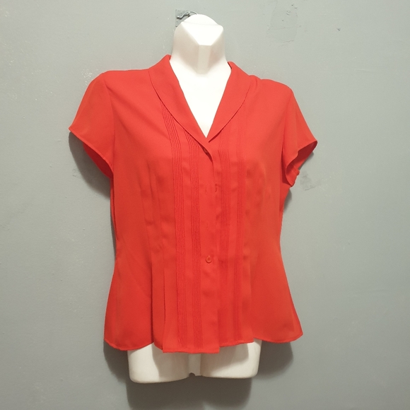 Jones New York Tops - Jones of new york red top